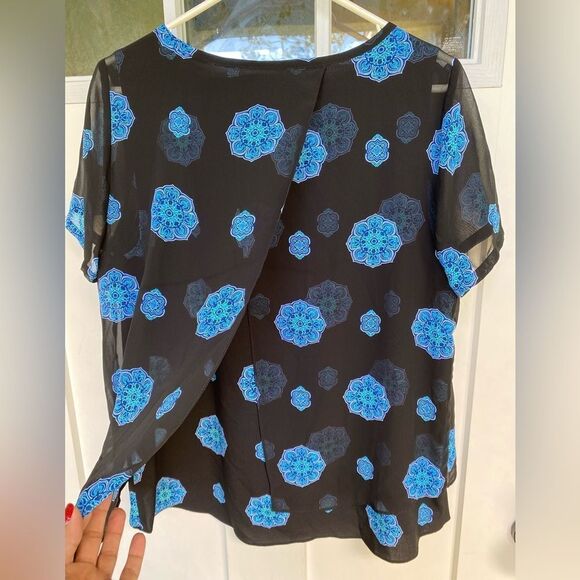 EUC DANA BUCHMAN Black & Blue Mandala Top with Sheer Cover Short Sleeve PL - Picture 5 of 9
